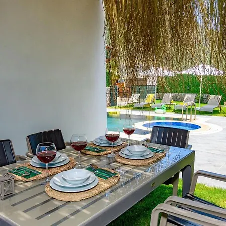 Atlantis- 4 Bedroom Holiday Villa In Hisaronu 빌라