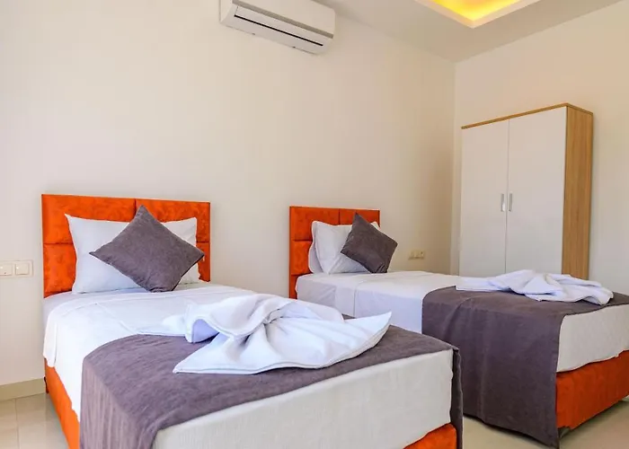 Villa Atlantis- 4 Bedroom Holiday Villa In Hisaronu *