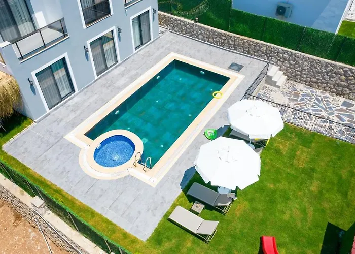 Atlantis- 4 Bedroom Holiday Villa In Hisaronu * Ölüdeniz