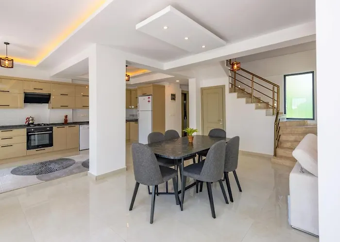 Atlantis- 4 Bedroom Holiday Villa In Hisaronu * Ölüdeniz