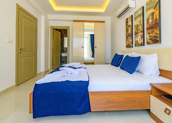 Villa Atlantis- 4 Bedroom Holiday Villa In Hisaronu