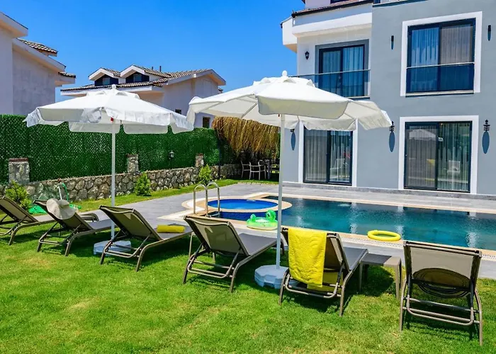 Atlantis- 4 Bedroom Holiday Villa In Hisaronu Villa *