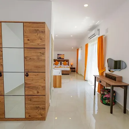 Atlantis- 4 Bedroom Holiday Villa In Hisaronu Villa