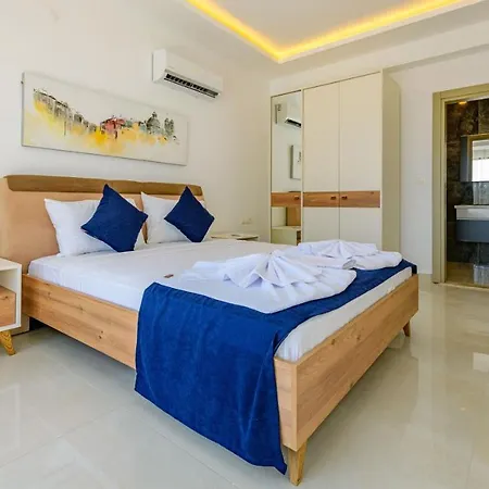 Atlantis- 4 Bedroom Holiday Villa In Hisaronu Oludeniz