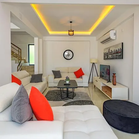 Villa Atlantis- 4 Bedroom Holiday Villa In Hisaronu Oludeniz