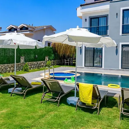 Atlantis- 4 Bedroom Holiday Villa In Hisaronu Villa *